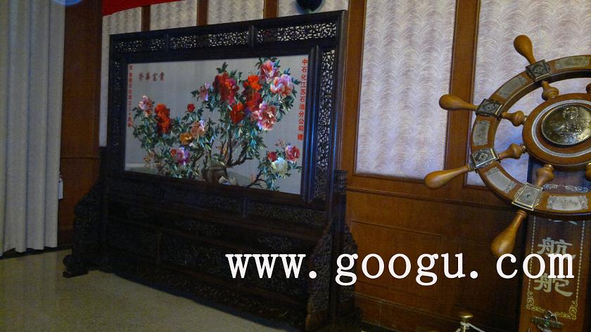 中石化會議刺繡擺件，中石油公司贈 嬌古蘇繡禮品